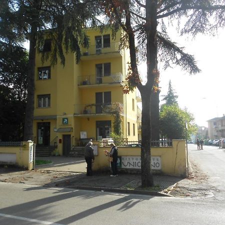 Residence Il Rampicante Monticelli Terme Kültér fotó