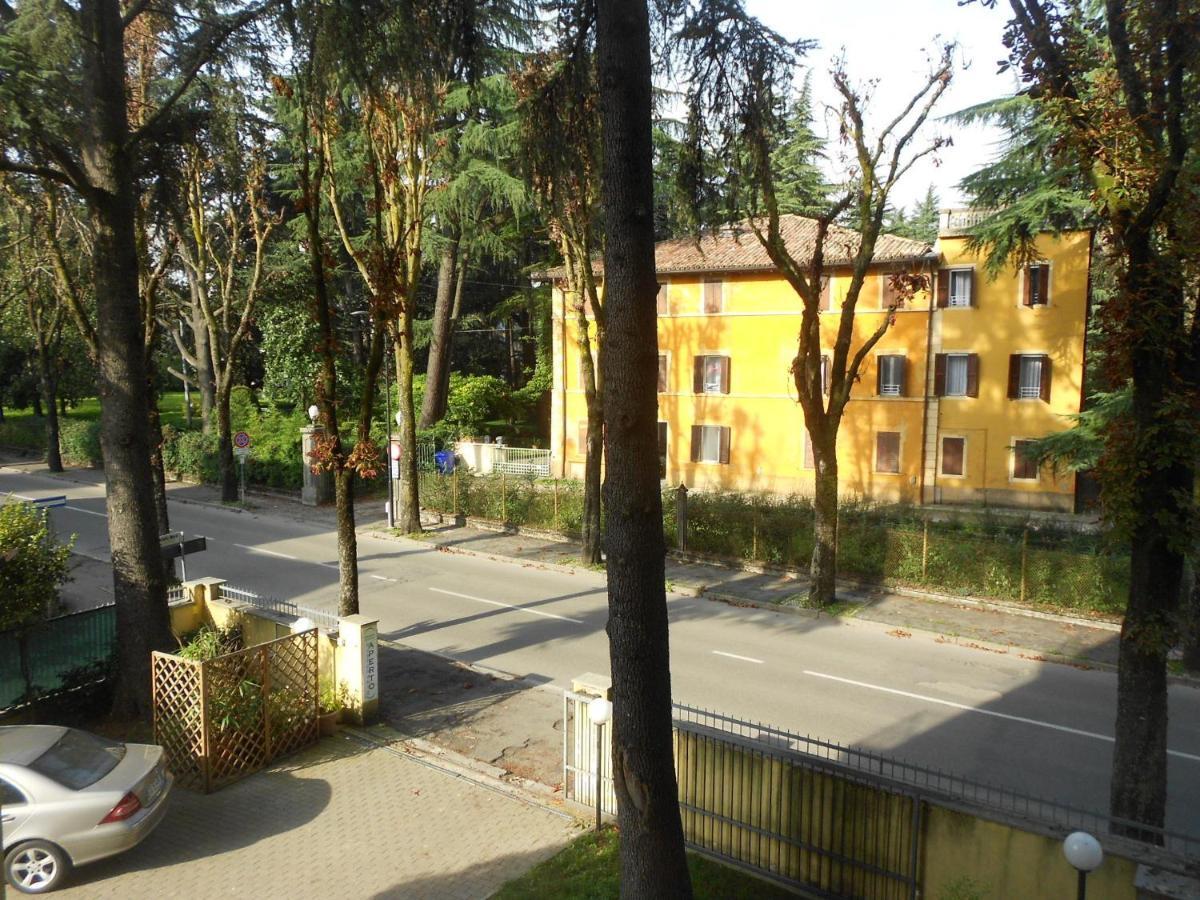 Residence Il Rampicante Monticelli Terme Szoba fotó