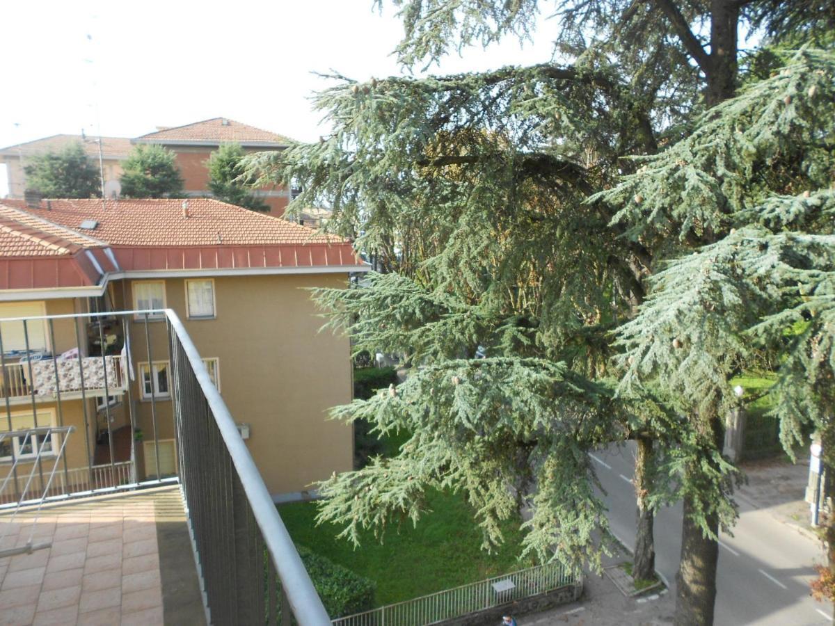 Residence Il Rampicante Monticelli Terme Szoba fotó